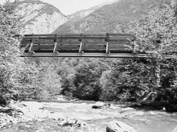 Passerelle suprieure sur le St-Barthelmy